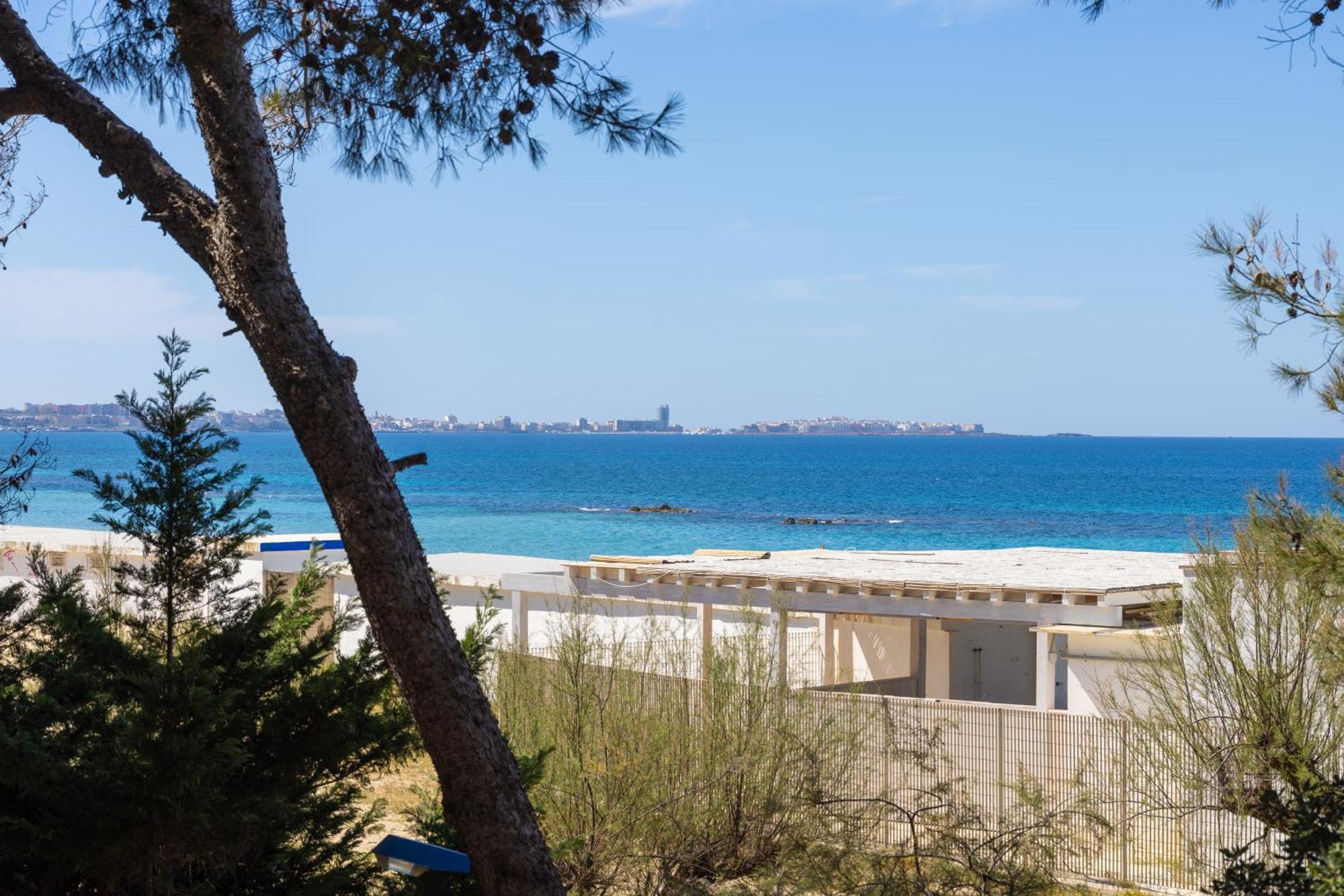 Luxury Suites & Apartment Con Accesso Alla Spiaggia E Parcheggio Privato - Vista Mare Lido Conchiglia Esterno foto